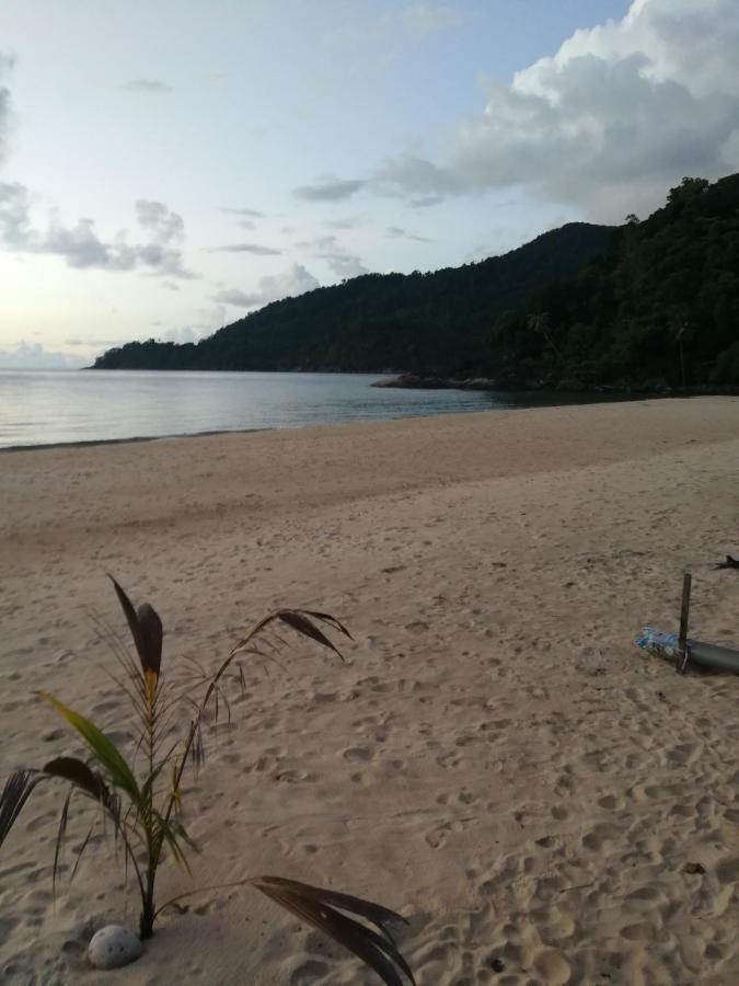 彩虹度假屋 Kampong Juara 外观 照片